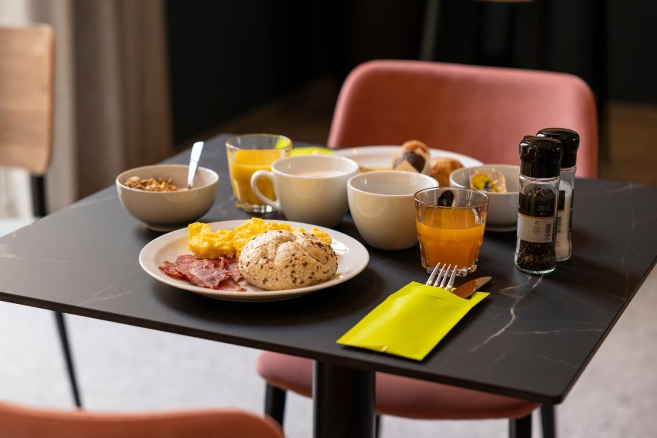 B&B Hotel Hasselt Luaran gambar
